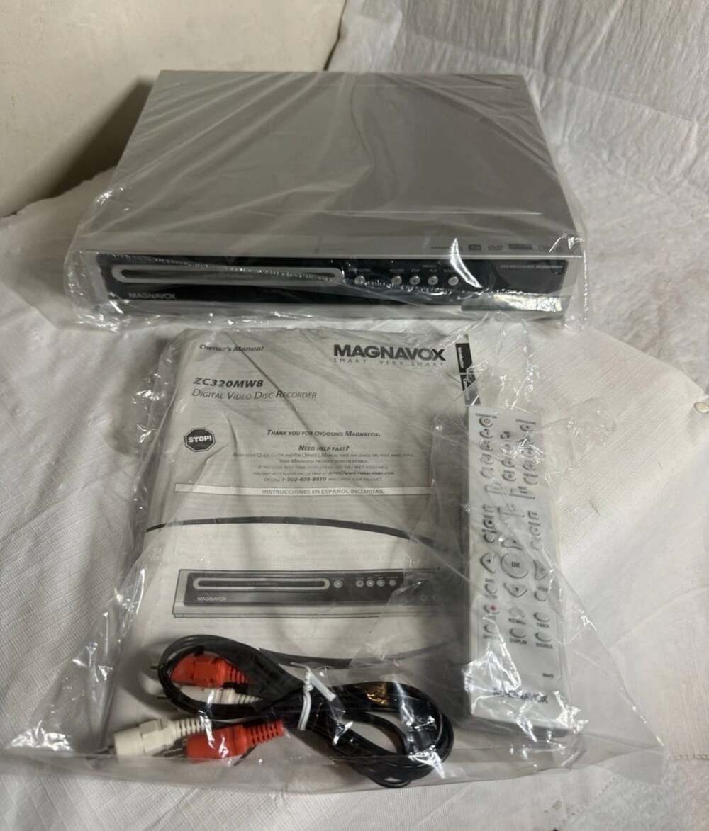 Magnavox ZC320MW8 Digital Video Disc Recorder